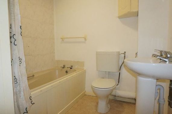 2 Bedroom Flat
